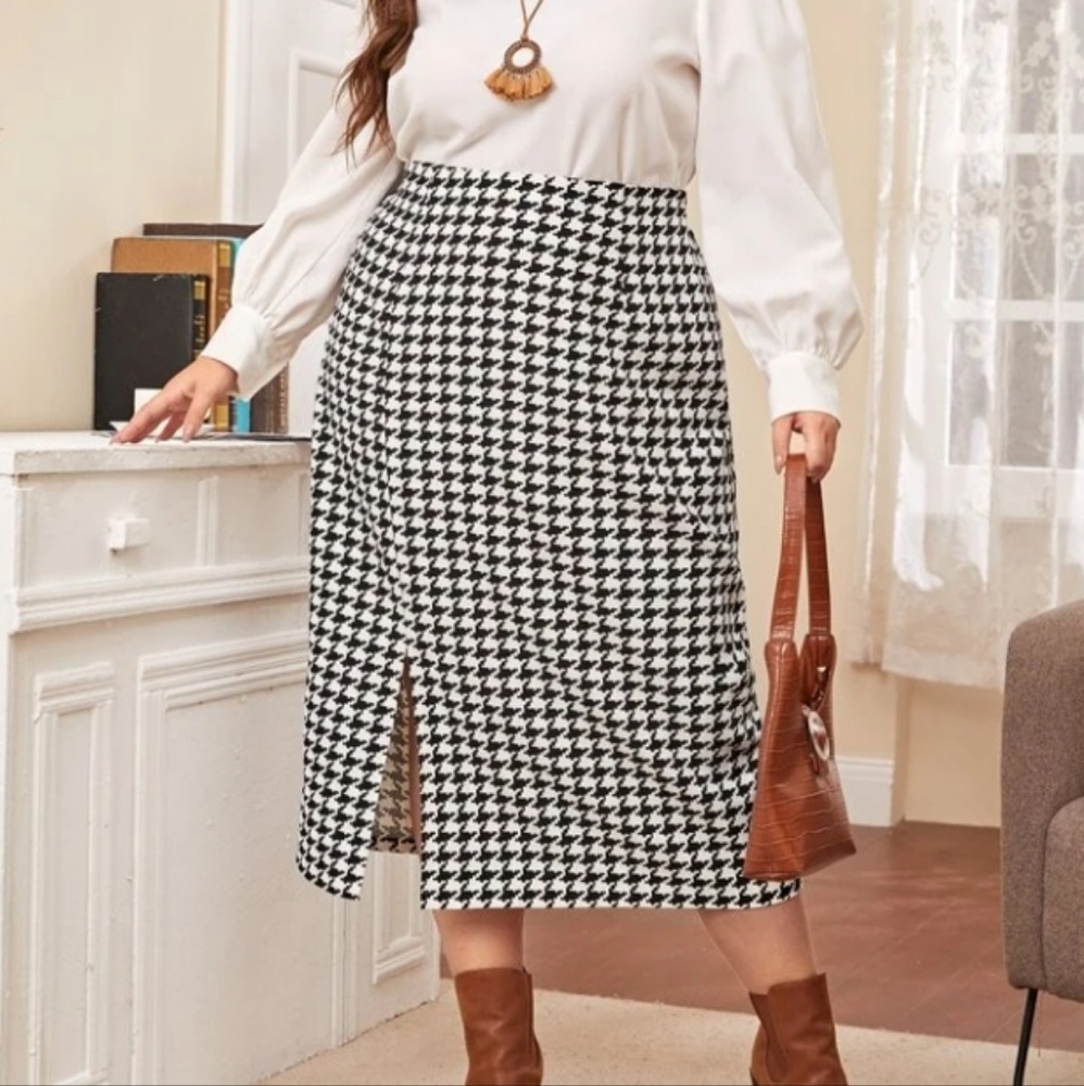 Houndstooth skirt
